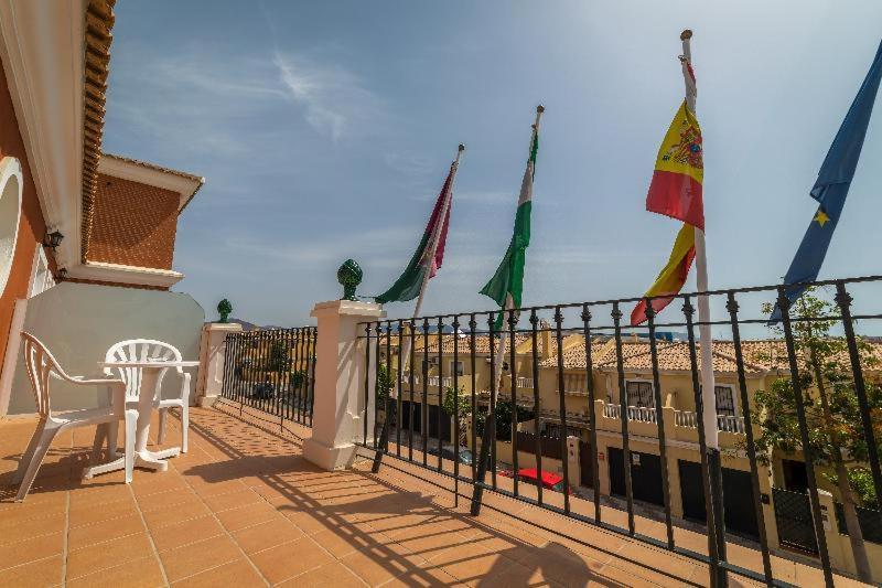 Romerito Málaga Cameră foto